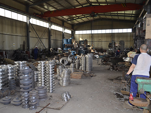 Flange production workshop